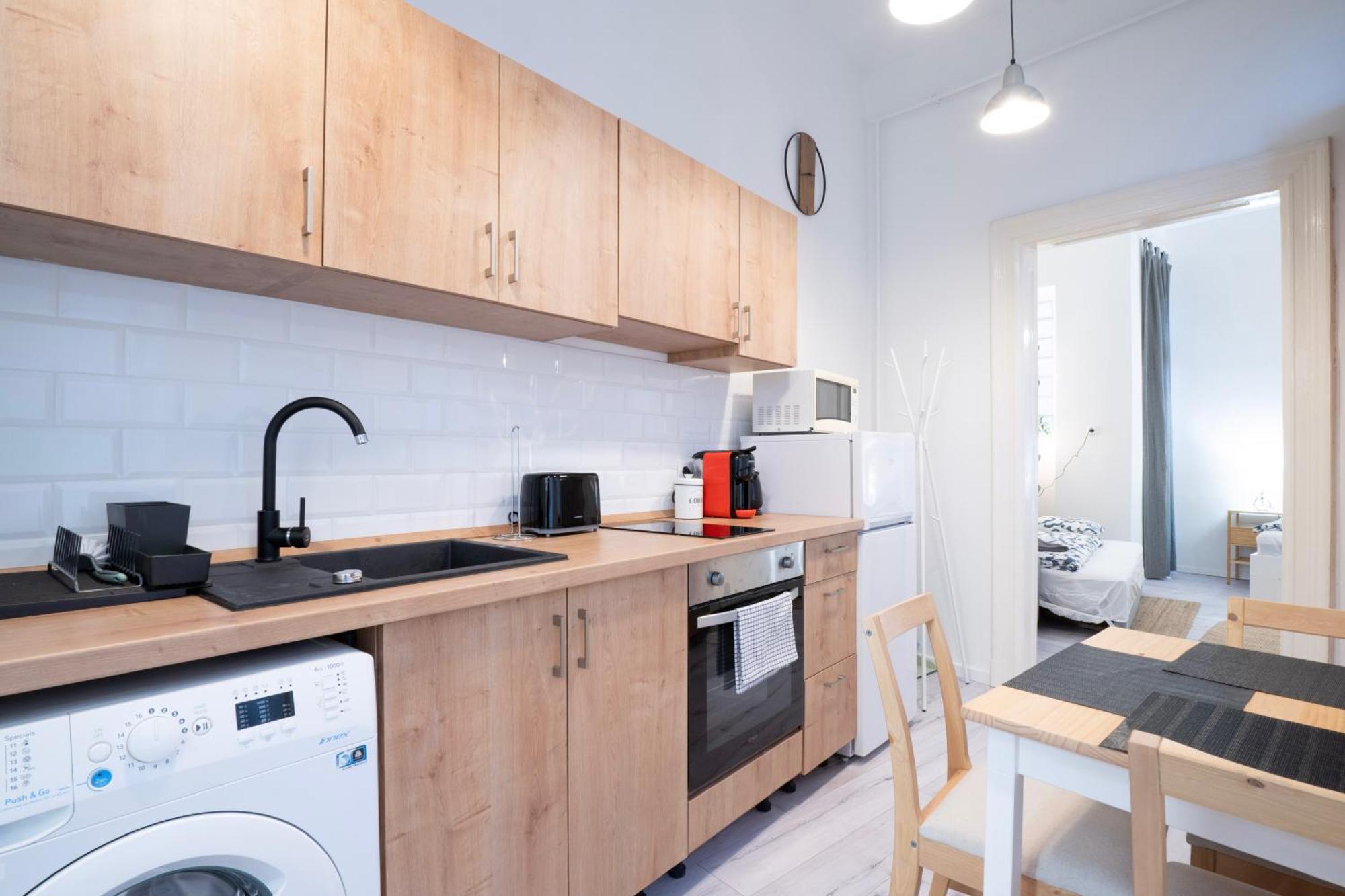 Studio In The Heart Of Party District Ka28 Budapest Eksteriør billede